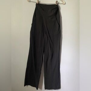 Lululemon Align wide leg pant *short*